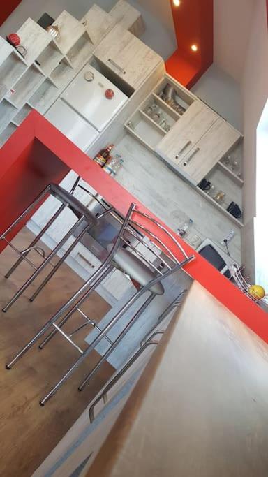 Unique Studio- Great Balcony And View! Parking Possibility! Veliko Tărnovo Esterno foto